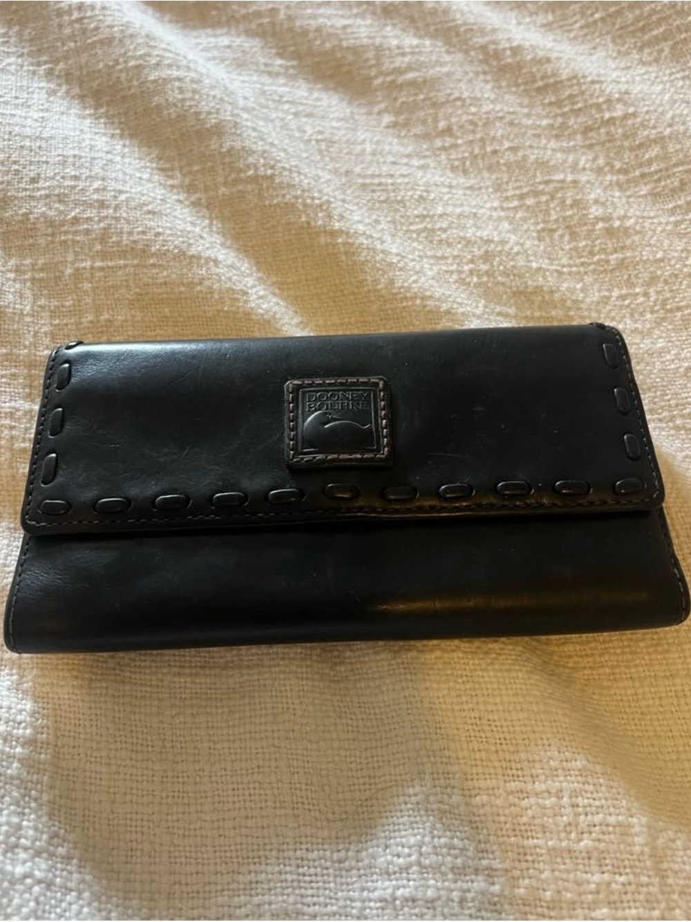 Dooney & Bourke Black Leather Clutch Wallet with Stitch Trim